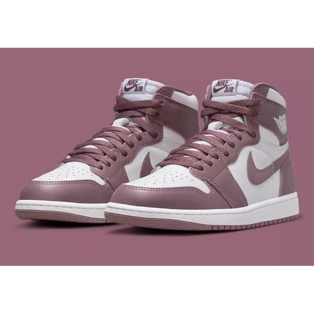 Mens Nike Air Jordan 1 Retro High OG White Sky J Mauve Purple Size 11 DZ5485-105